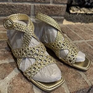 Stuart Weitzman Thea Flat Sandal Women's Ankle Strap Gold Size US 7B EU37.5 #390